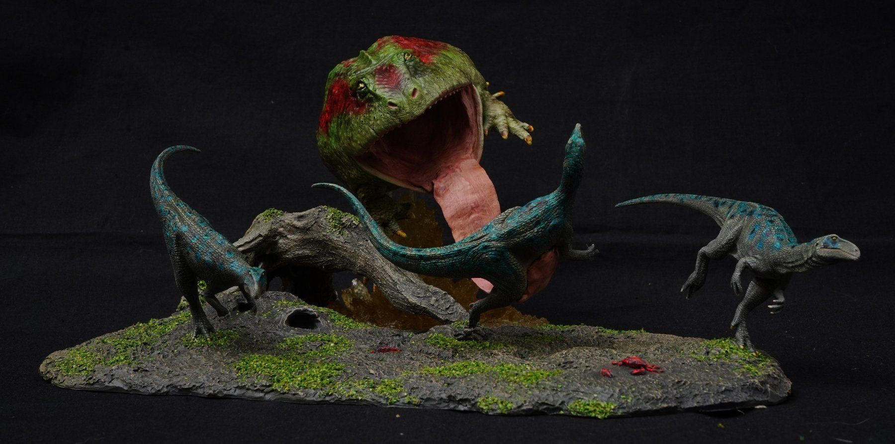 Figuren: Beelzebufo vs. Masiakasaurus 1:5 by SenSen – Gebraucht aus Selzach von Ataraxus 2