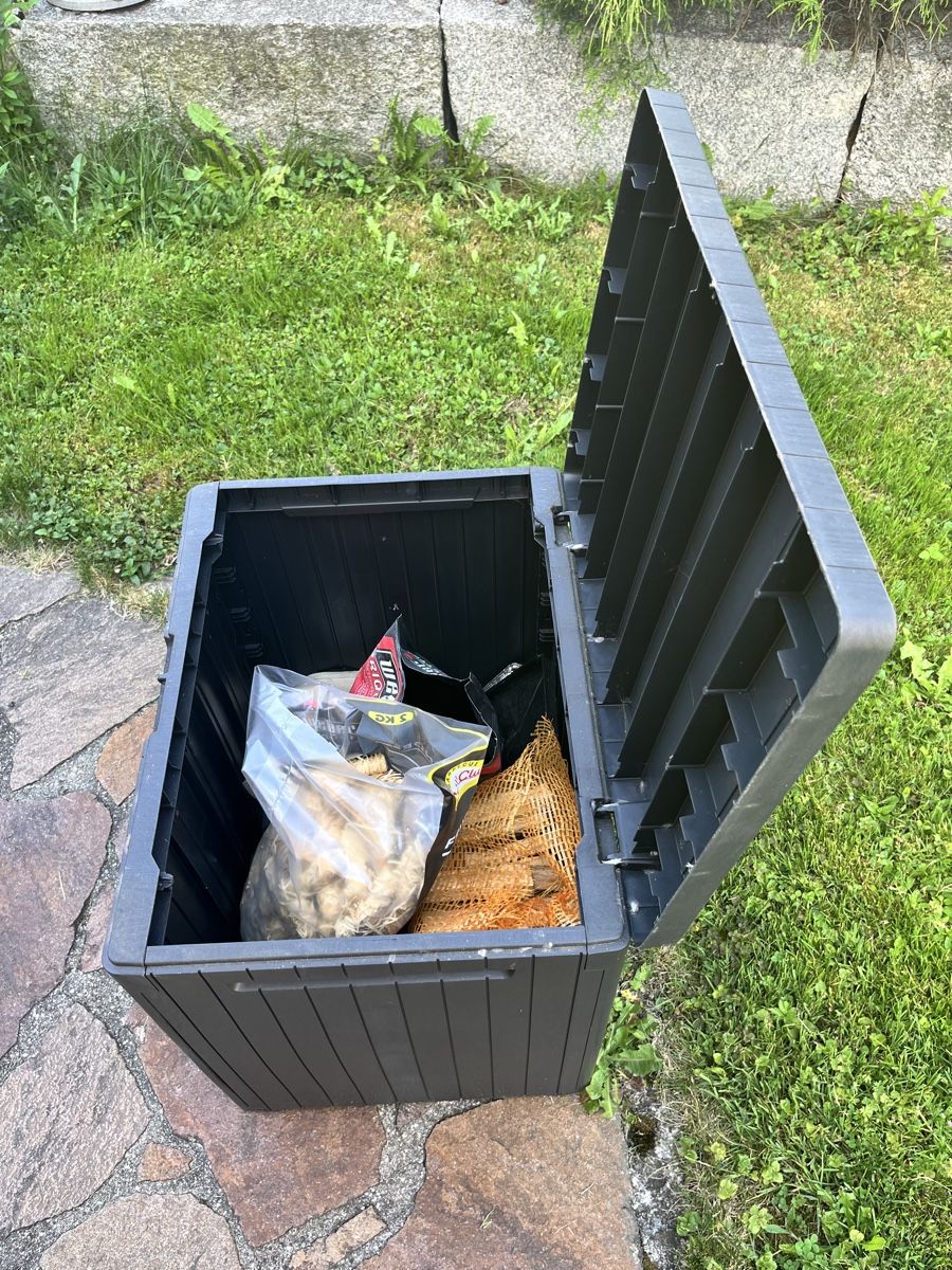 Accessori: Grillfass mit Zubehörbox – Usato da Trimbach venduto da Kurtu 2