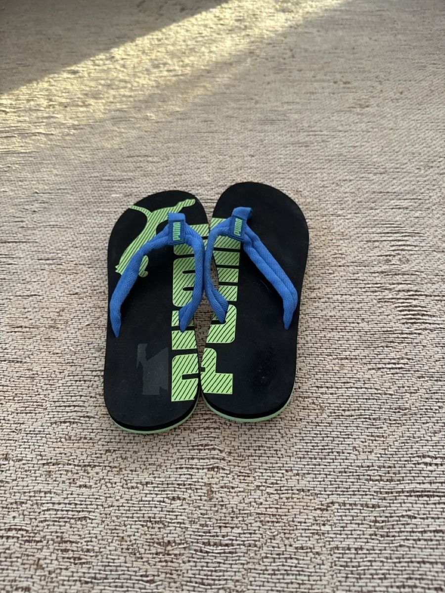Puma Schuhe für Jungen: Flip Flops Puma – Gebraucht aus Zuzwil SG von DanielaB46