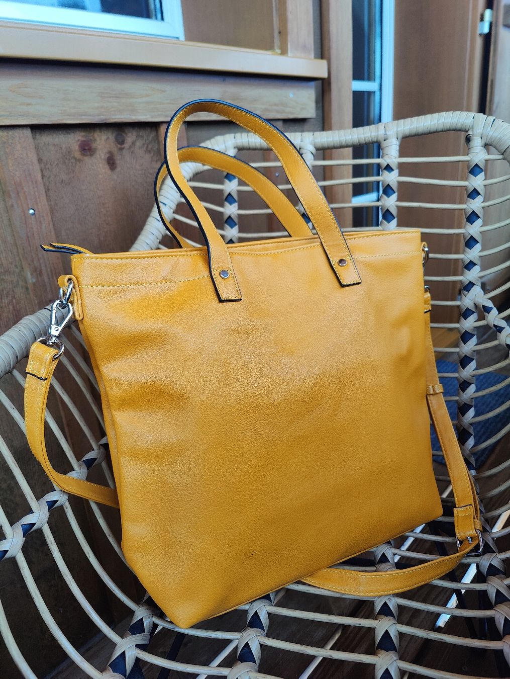Sacs femmes: Tasche Even&Odd - guter Zustand – Neuf (Voir description) à Euthal par ann_t5my 1