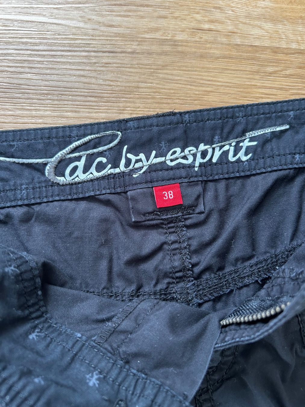 Esprit Gonne: Schwarzer edc by Esprit Minirock, Grösse 38, – Usato da Romanshorn venduto da aucksee1303 2