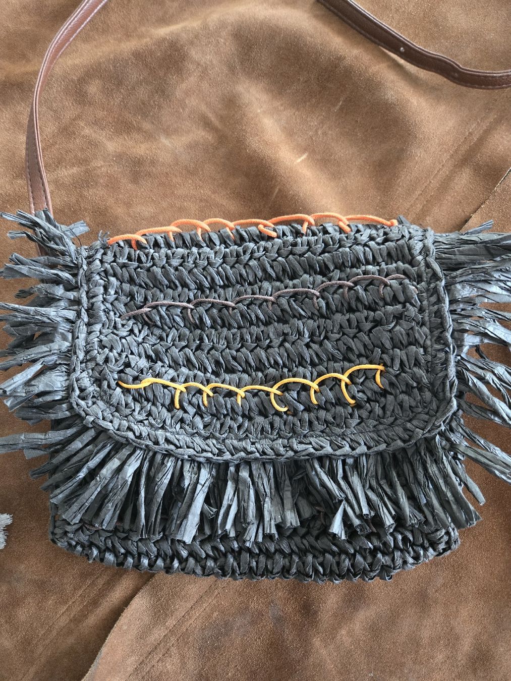 Taschen für Damen: Strohtasche und Kette mit Anhänger – Gebraucht aus Gutenswil von Spomi 2