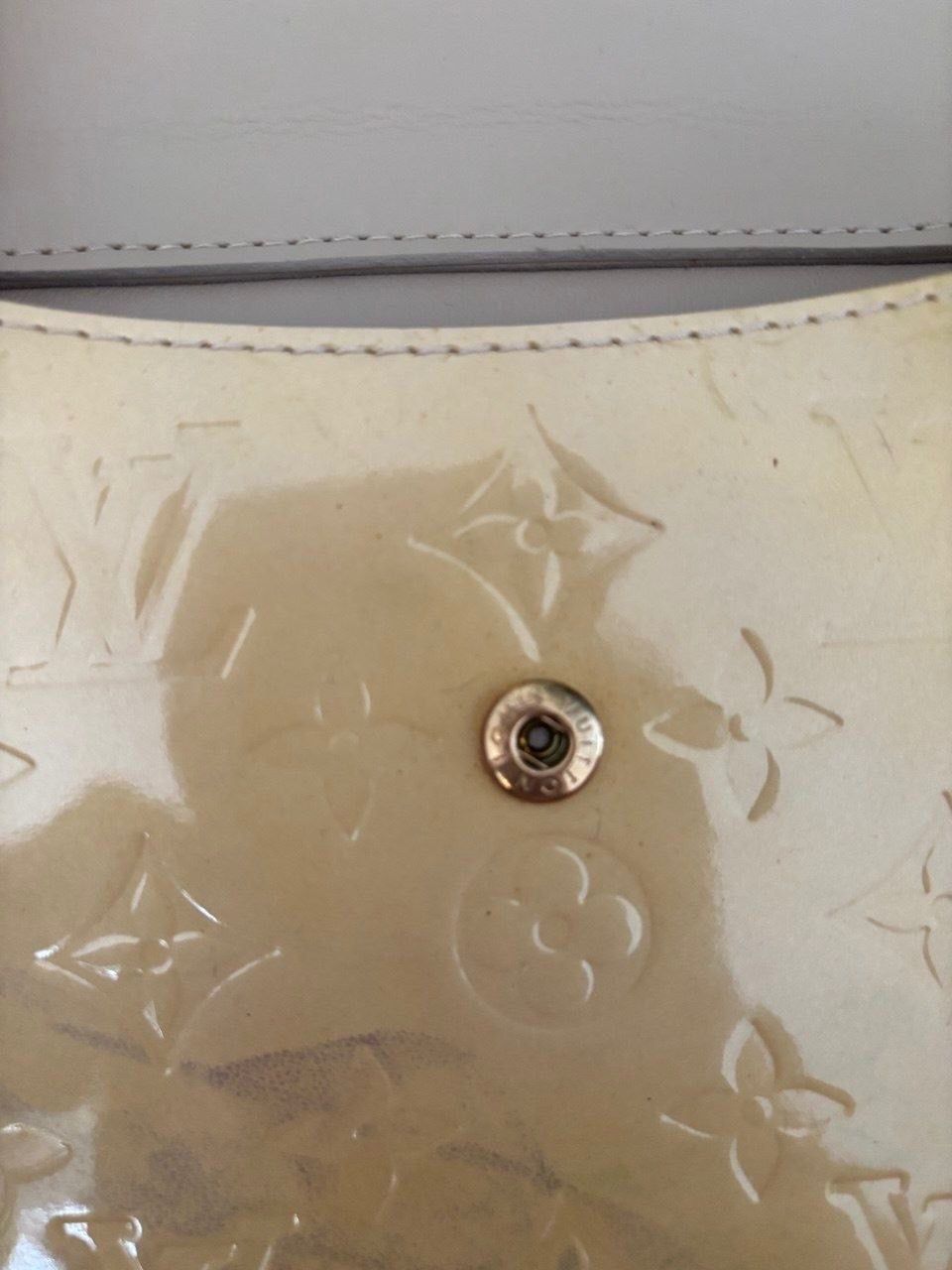 Louis Vuitton Taschen für Damen: Louis Vuitton Vernis Tasche – Gebraucht aus Bern von ViksiBash 3