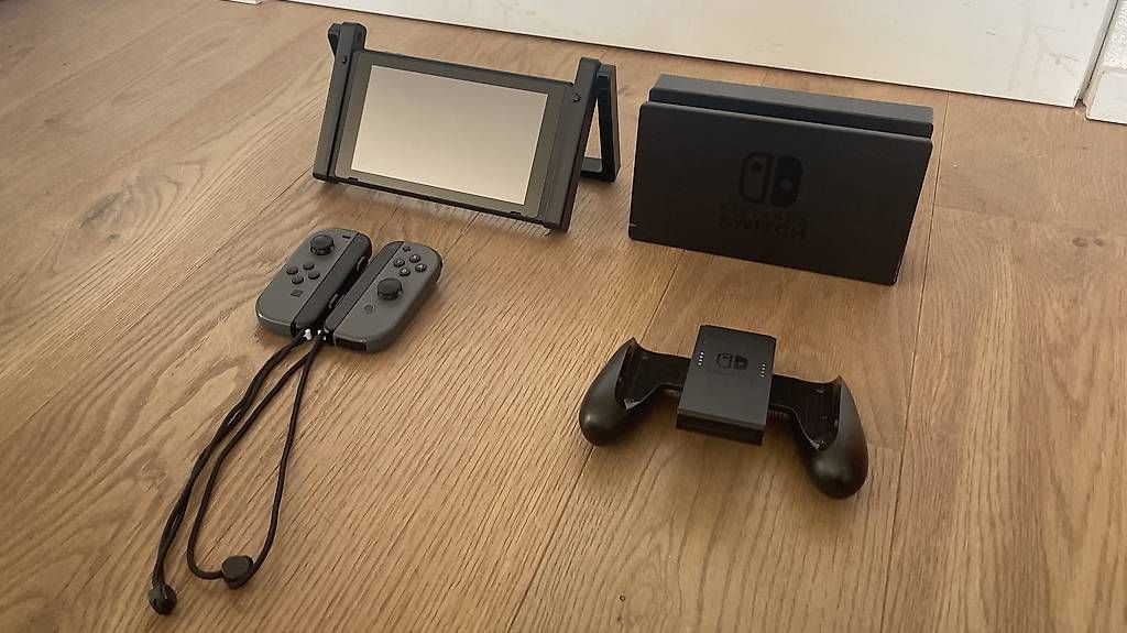 Console: Nintendo Switch  – Usato da La Sarraz venduto da lenamoser