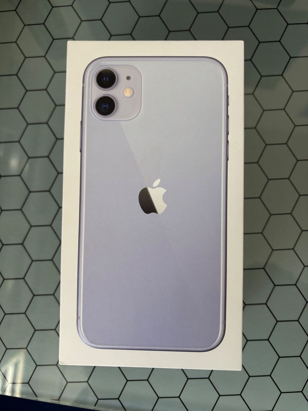 Apple Telefoni cellulari / Smartphones: iPhone 11 Purple 64GB – Usato da Basel venduto da LH_01 8