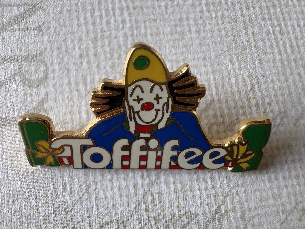 Placchette & Badge: Pin Toffifee Clown 80-90er – Usato da Zweisimmen venduto da Domii 1