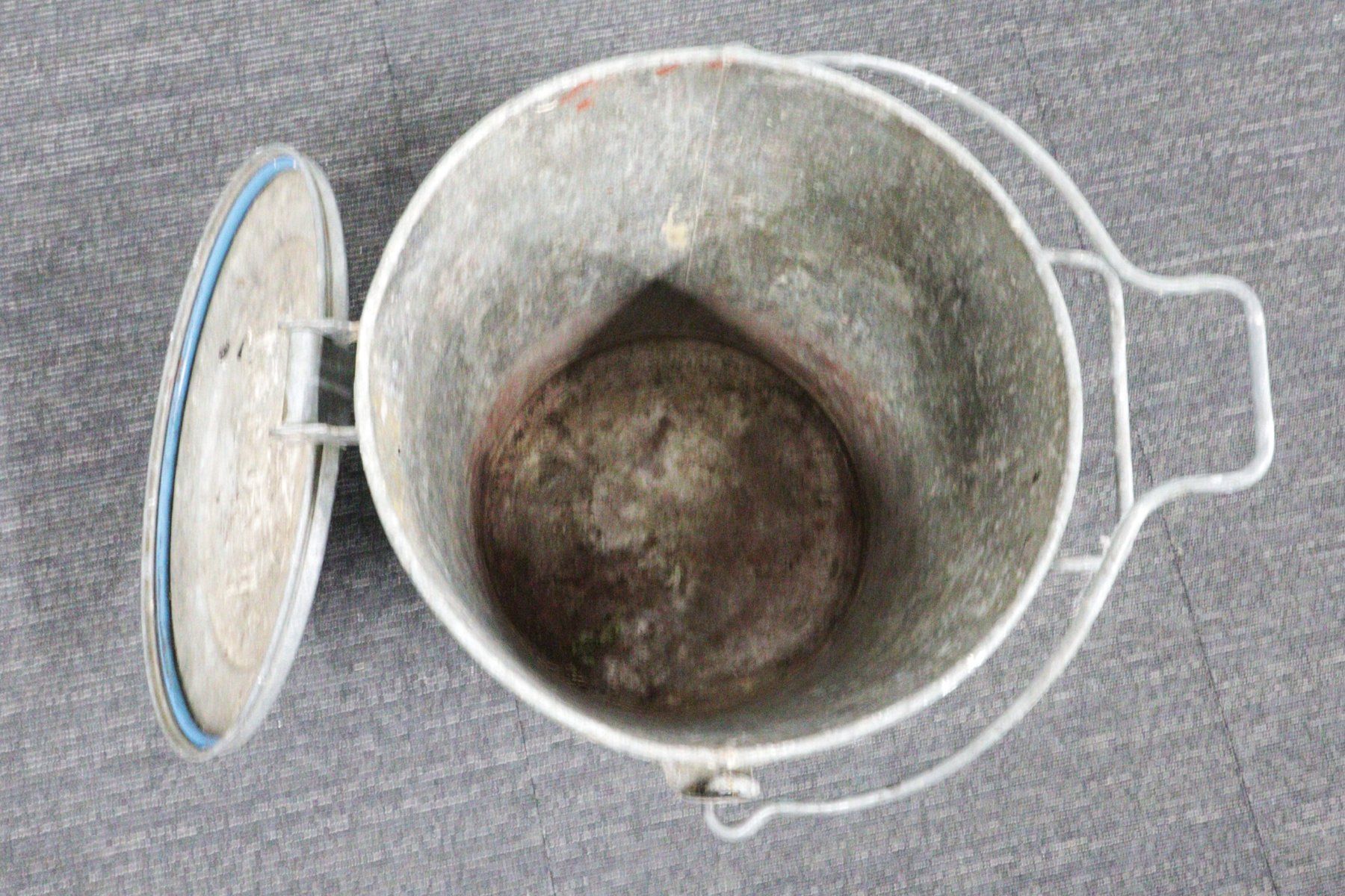 Ochsner Cestini per rifiuti: Original Vintage Ochsner-Kübel 35lt – Usato da Volketswil venduto da brockipfannenstil 2
