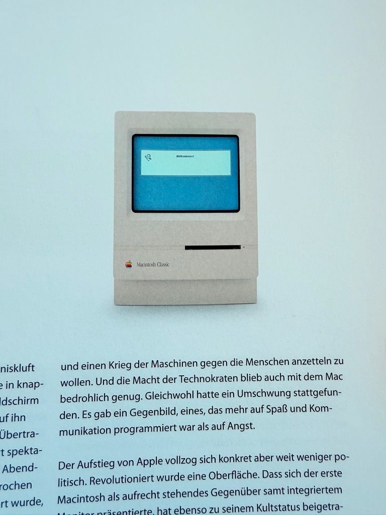Libri: Kultbuch Apple Design - Designgeschichte, Ive, Braun, Rams – Nuovo (secondo la descrizione) da Schaffhausen venduto da mka999 6