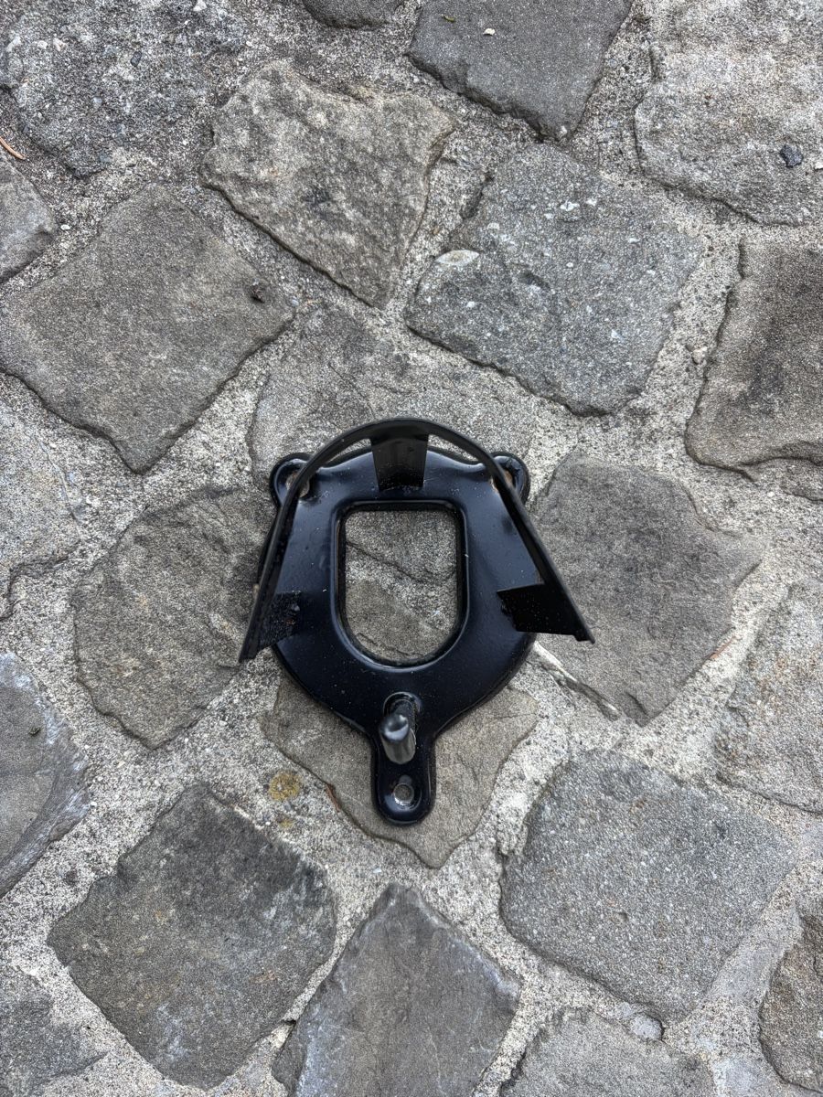 Supporti a parete: Zaumhalter schwarz – Usato da Bauma venduto da HUE_166 1