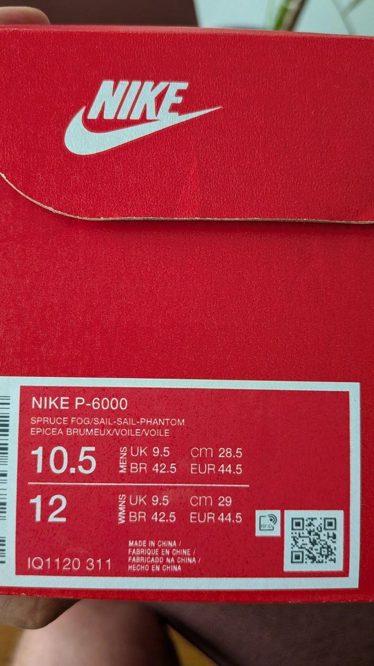Nike Scarpe da uomo: NIKE P-6000 Sneaker – Nuovo e nell'imballaggio originale da Bern venduto da Vintage 7