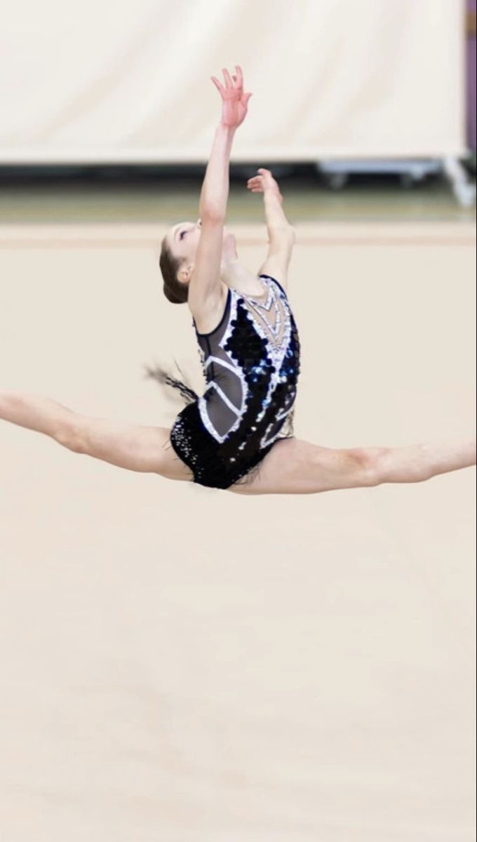 Costumes: Rhythmic gymnastics leotard – D'occasion à Wallisellen par BigRick 3