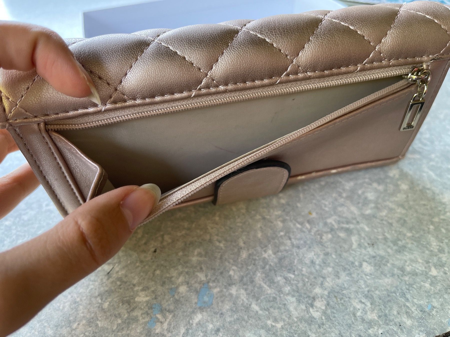 Guess Portamonete: Guess grosses Portemonnaie – Usato da Schönenwerd venduto da d.chiara 5