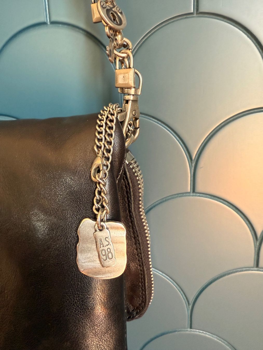 As98 Borse da donna: Borsa a tracolla AS98 in pelle nera – Nuovo (secondo la descrizione) da Bellinzona venduto da bul_mvy5 7