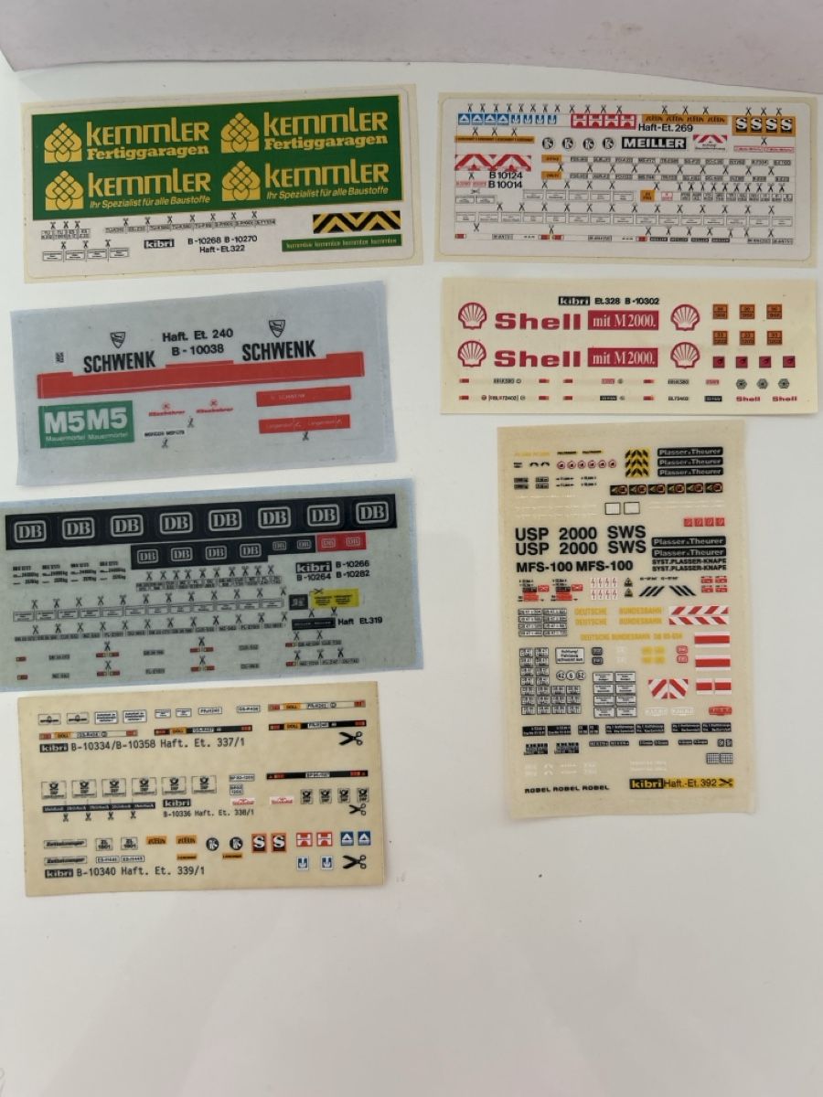 Kits de montage: Kibri lot decalques 1:87/HO – Neuf (Voir description) à Veytaux par ccristina