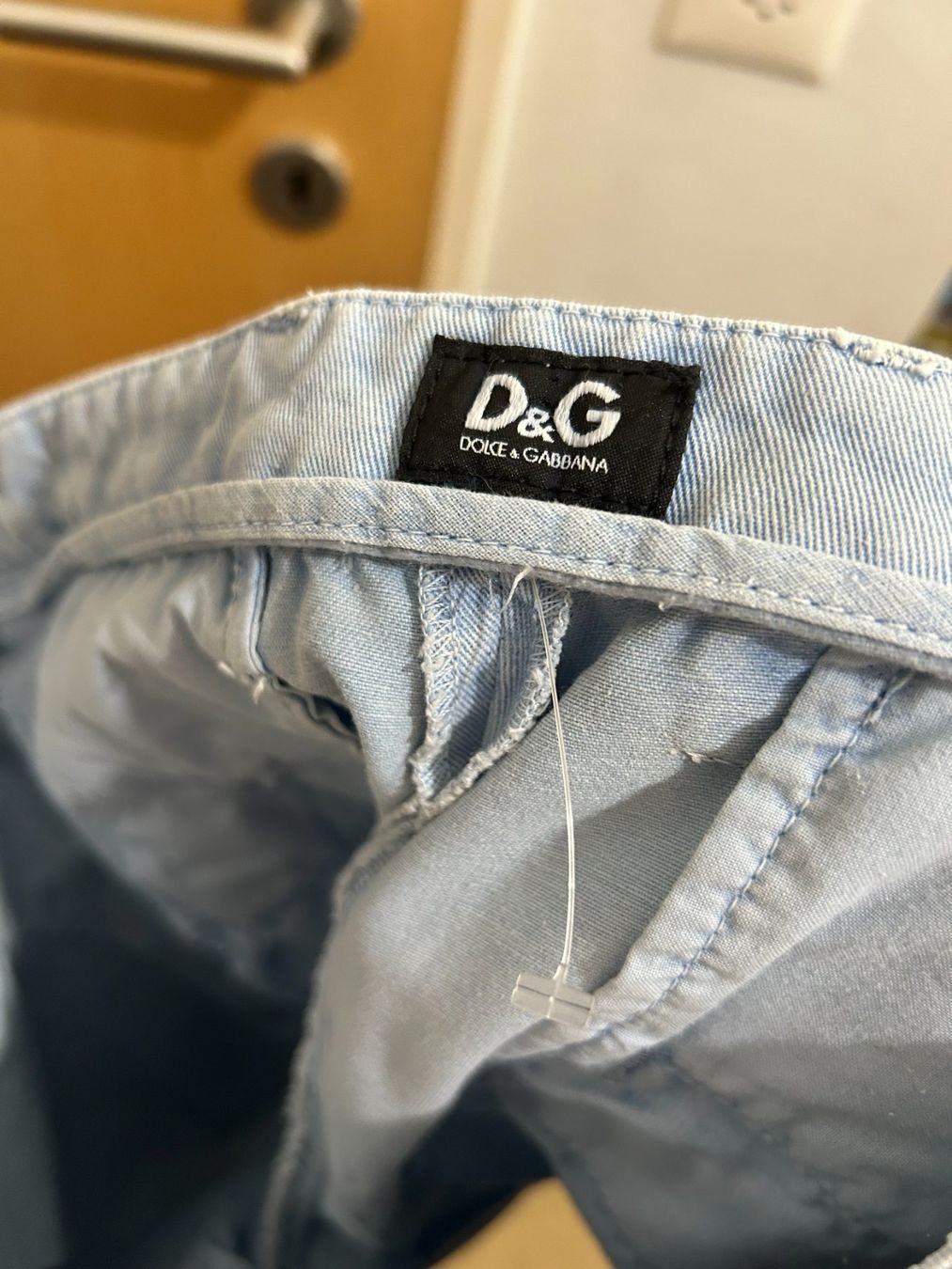 Dolce & Gabbana Hosen: D&G shorts pale blue, IT46 EU38 – Gebraucht aus Itingen von bra_c7hw 1