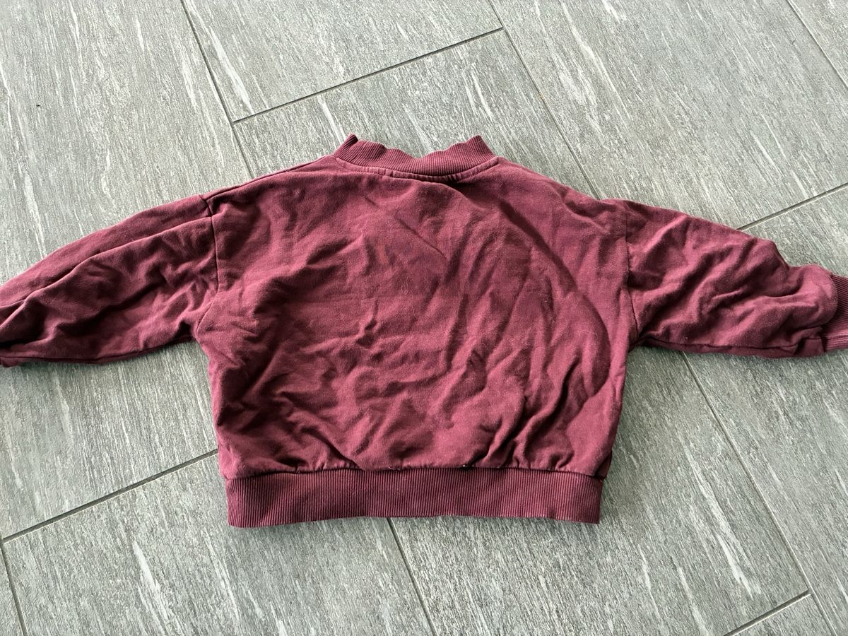 Pullover & Sweatshirts: Pullover Gr. 104, bordeaux mit Regenbogen und Sterne ✨ – Gebraucht aus Muhen von Sally203 1