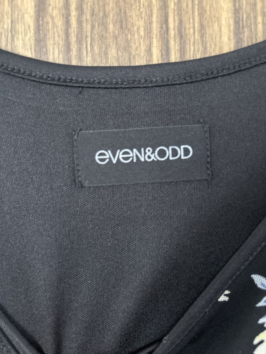 Vestiti: Kleid Even&Odd schwarz mit Blumenmuster Grösse M – Usato da Mels venduto da scn_98jw 2
