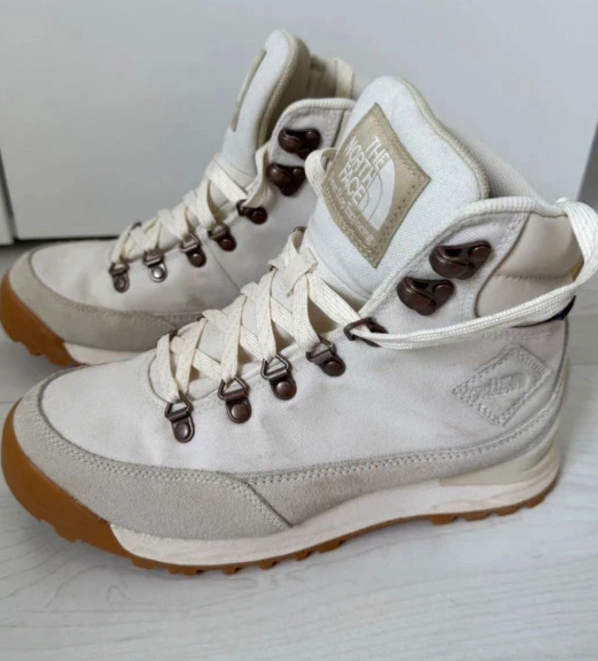 North Face Scarpe da donna: Wunderschöne Wanderschuhe wie neu – Nuovo (secondo la descrizione) da Zürich venduto da newyork2013 3