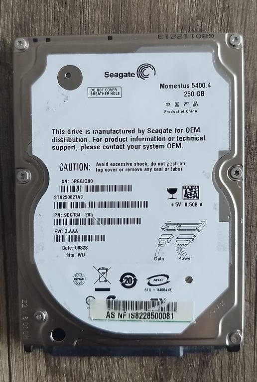 Harddisks: Hard Disk Usati 2.5"  250 GB Seagate + Hitachi + Fujitsu – Gebraucht aus Bedano von fmilos 2