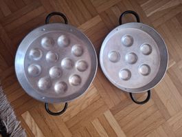 2 plats à escargots vintage