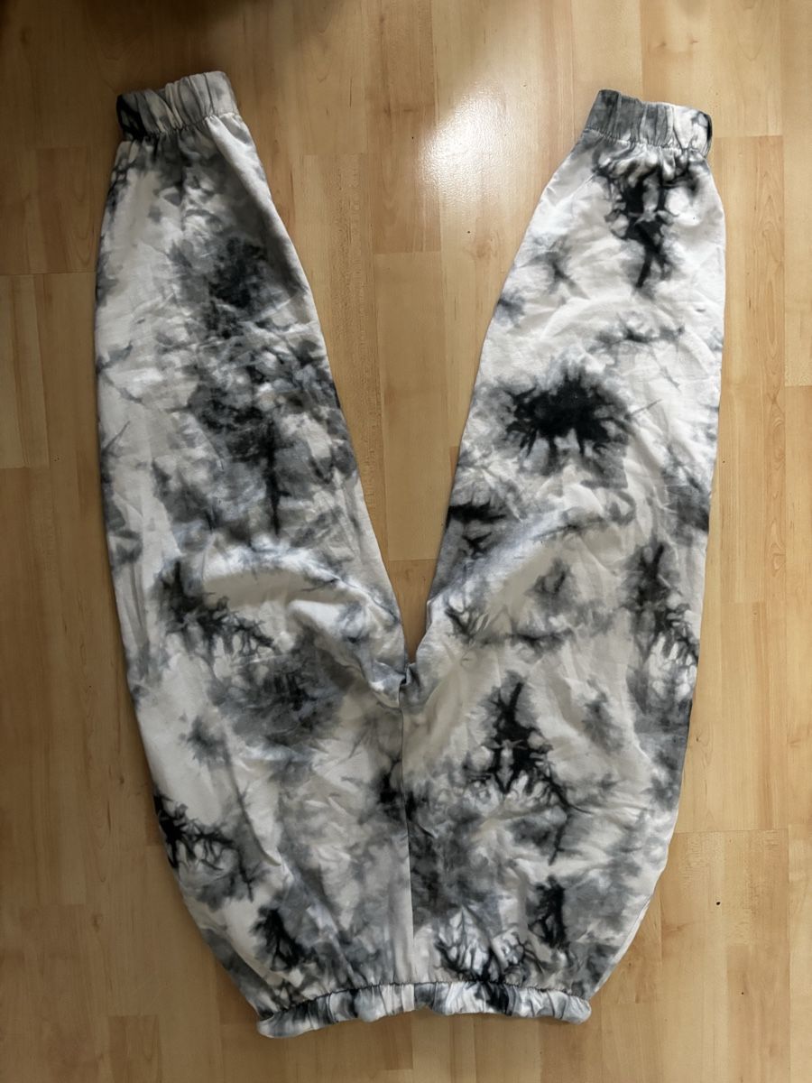 Pantaloni: Jogginghose mit Muster Gr. 36 – Nuovo (secondo la descrizione) da zürich venduto da mapaXXefaboo 4