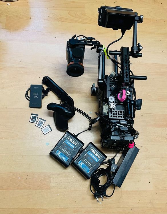 Sony Camcorder: Sony FS7 Mark 2 mit Zubehör – Gebraucht aus Zürich von ManuLux 2