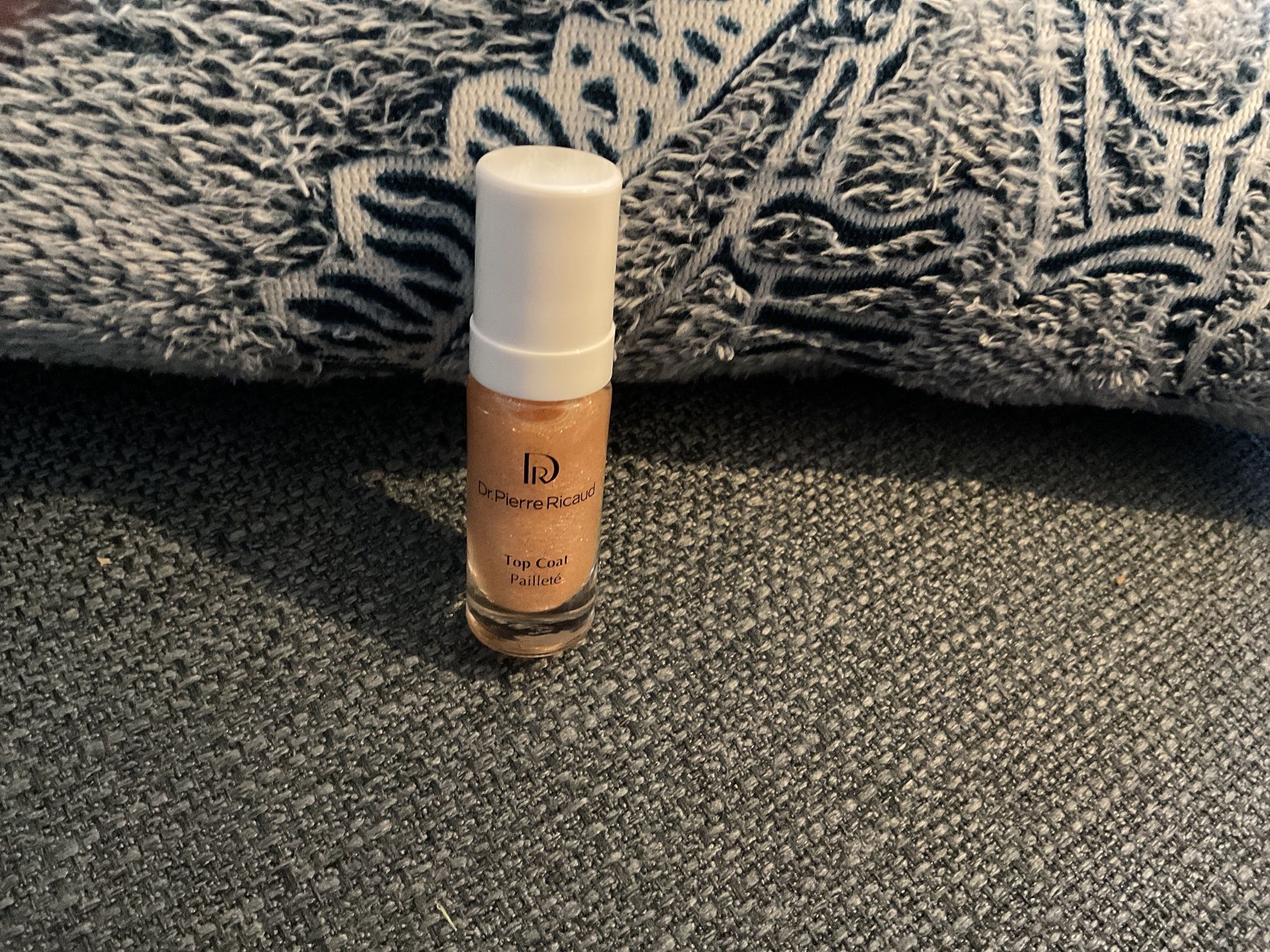 Smalto per unghie: Top coat pailletté - neuf, Pierre Ricaud – Nuovo e nell'imballaggio originale da Icogne venduto da luna.16