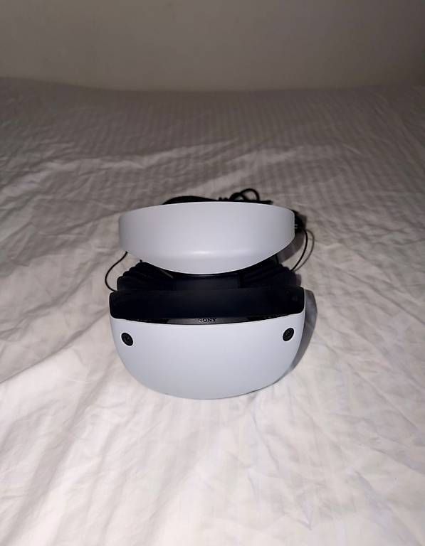 Casco VR: Ps VR 2 – Usato da Unterseen venduto da beE-Scooter 5