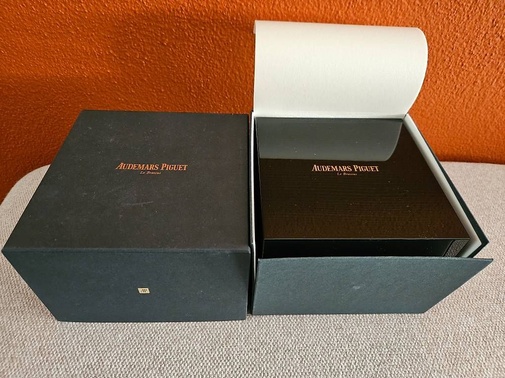 Audemars Piguet Scatole porta orologi: Audemars Piguet Uhrenbox – Usato da Zunzgen venduto da Vicehead77