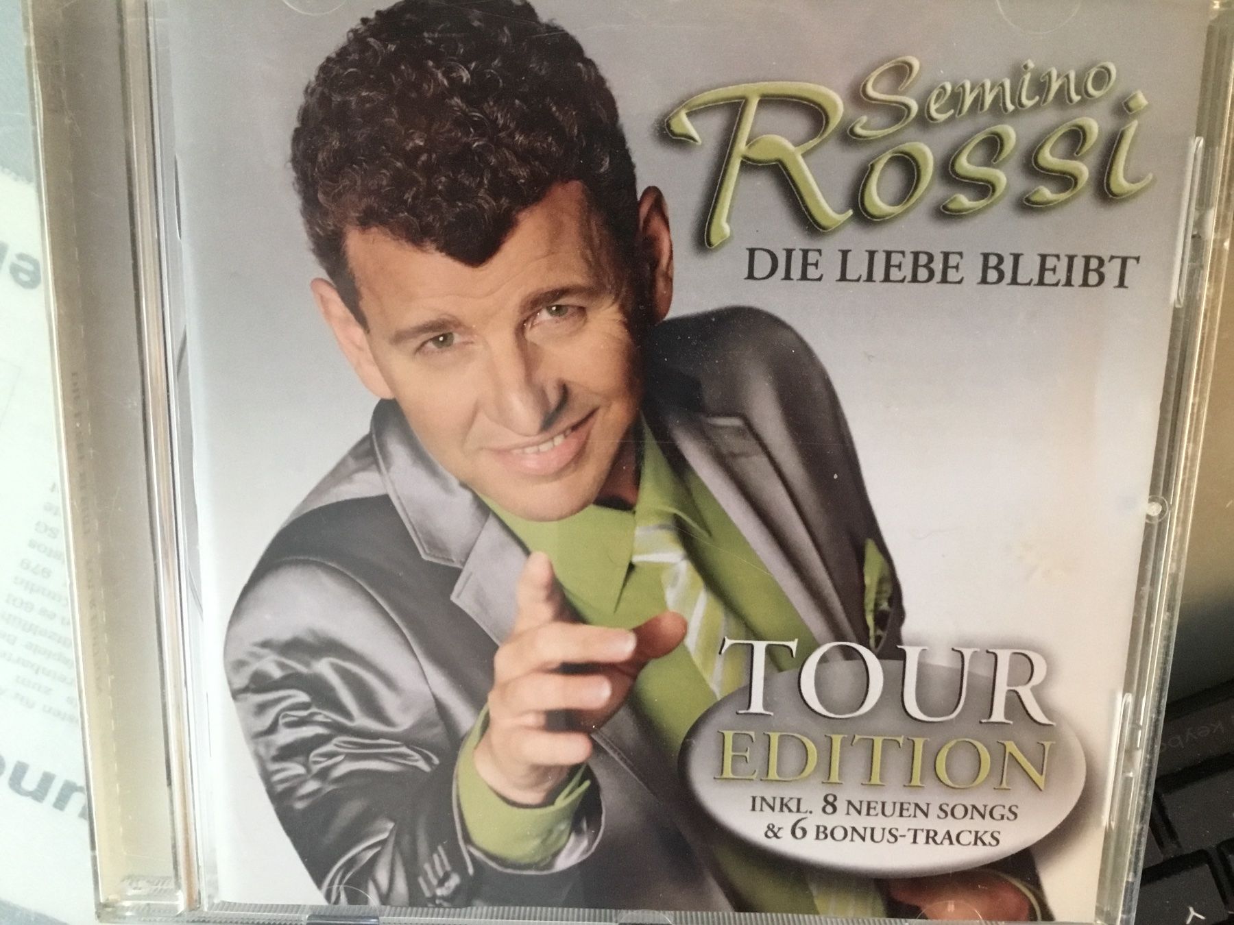 CDs: Semino Rossi CD - Die Liebe bleibt – Gebraucht aus Thierachern von sweden08