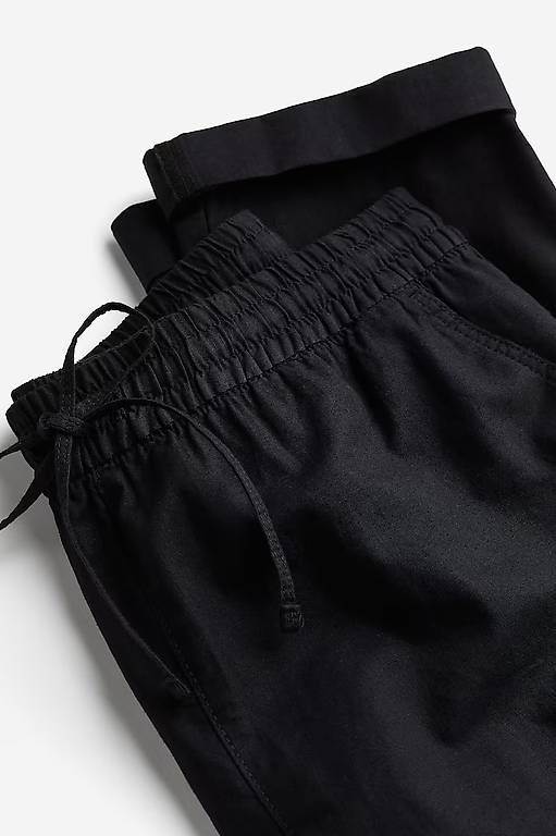Pantalons: JOGGPANTS AUS LEINENMIX – D'occasion à Altdorf UR par VKorchynskyi 1