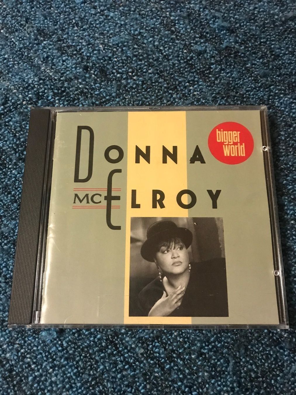 CD: Donna McElroy : Bigger World – Usato da Lützelflüh-Goldbach venduto da Deiv4