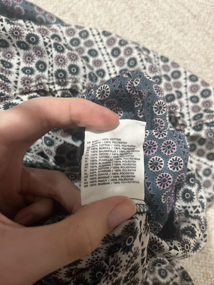 H&M Camicette: H&M Bluse Gr.44 mit Blumenmuster – Usato da St. Gallenkappel venduto da Iillifee 4