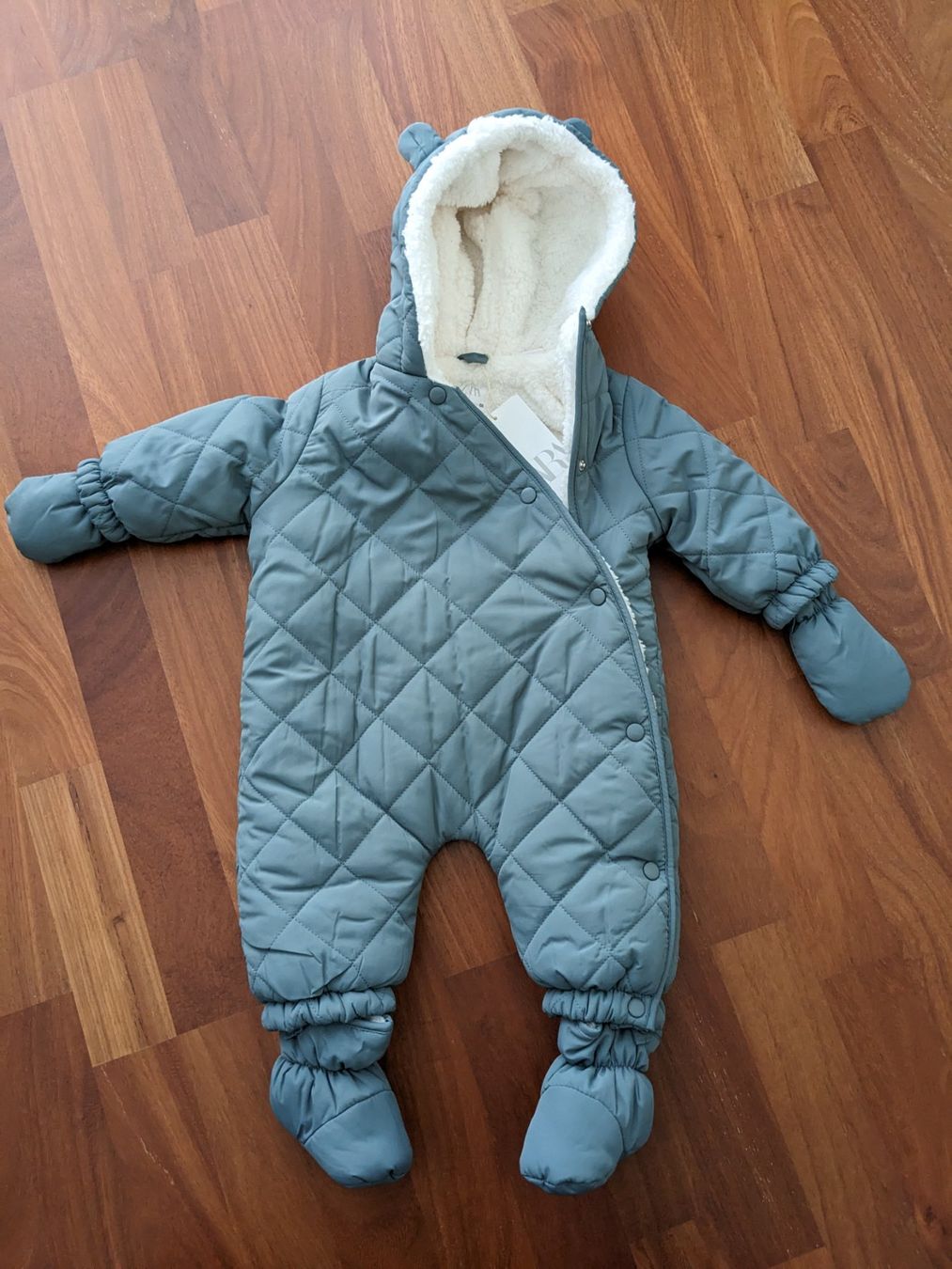 Zara Kleiderpakete & -sets: Winteranzug Gr 68 – Neu (gemäss Beschreibung) aus Einsiedeln von mar_6bqc