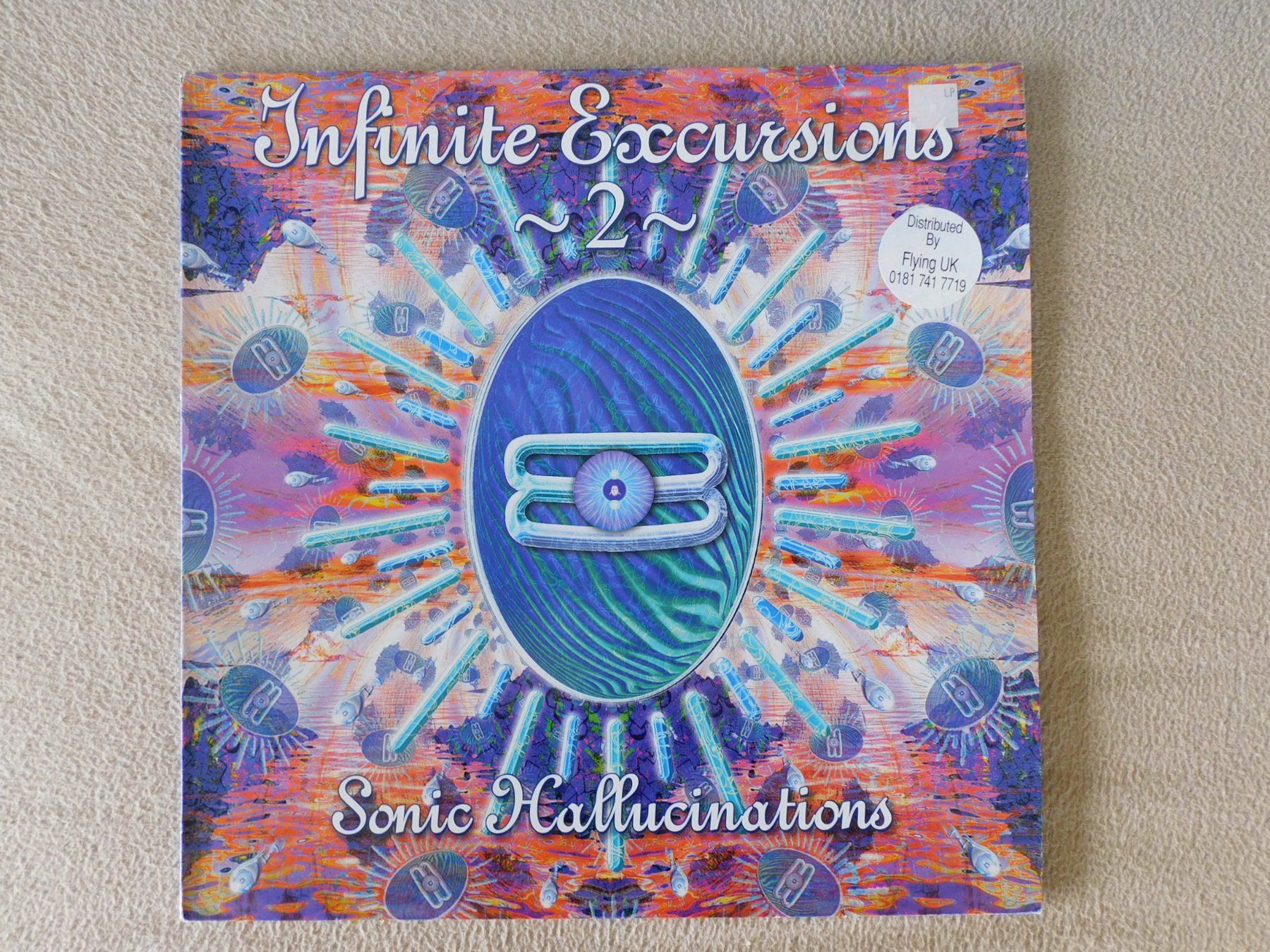 Dischi in vinile: Infinite Excursions 2 (Sonic Hallucinations) Electronic UK – Usato da Emmenbrücke venduto da Dickens