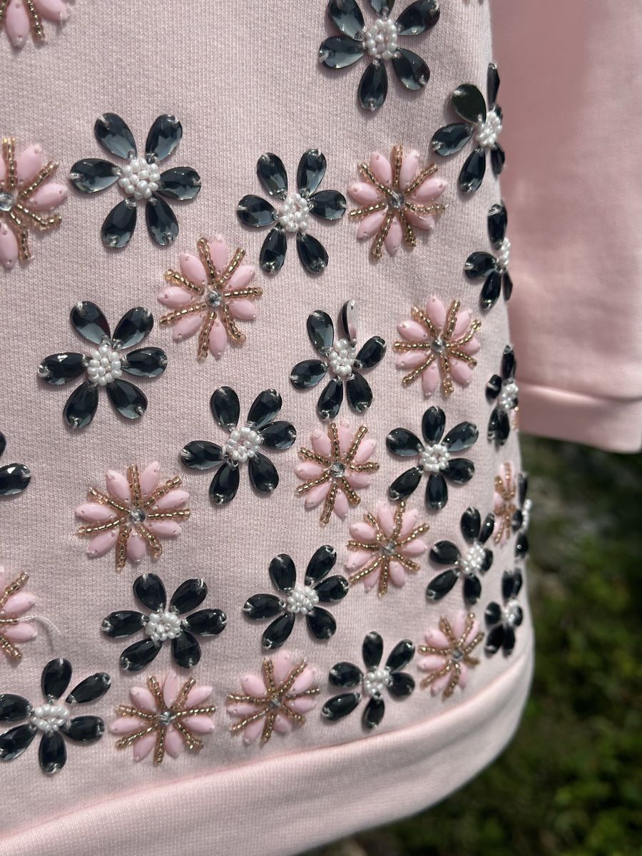 Max Mara Pulls & Sweat-shirts: Pink Beaded Flower Sweater MaxMara Weekend - M Gr. – D'occasion à Zufikon par Modestil365 4