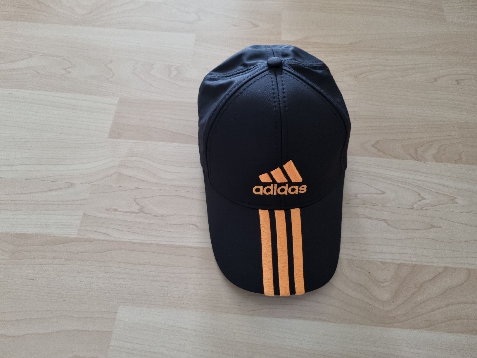 Adidas Hüte, Mützen & Caps: Kappe Adidas – Neu und originalverpackt aus Ostermundigen von aydin014