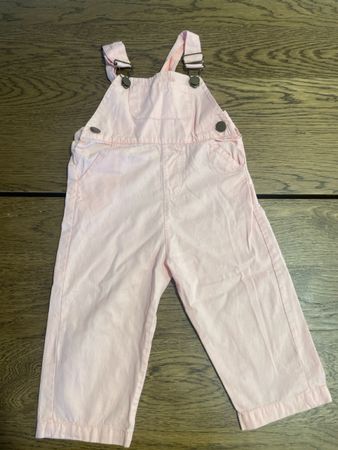 Latzhose pink Grösse 86 guter Zustand