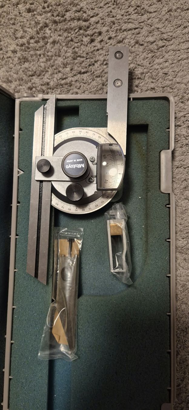 Mitutoyo Alle Werkzeuge: MITUTOYO Winkelmesser   – Gebraucht aus Zürich von Unameka 1