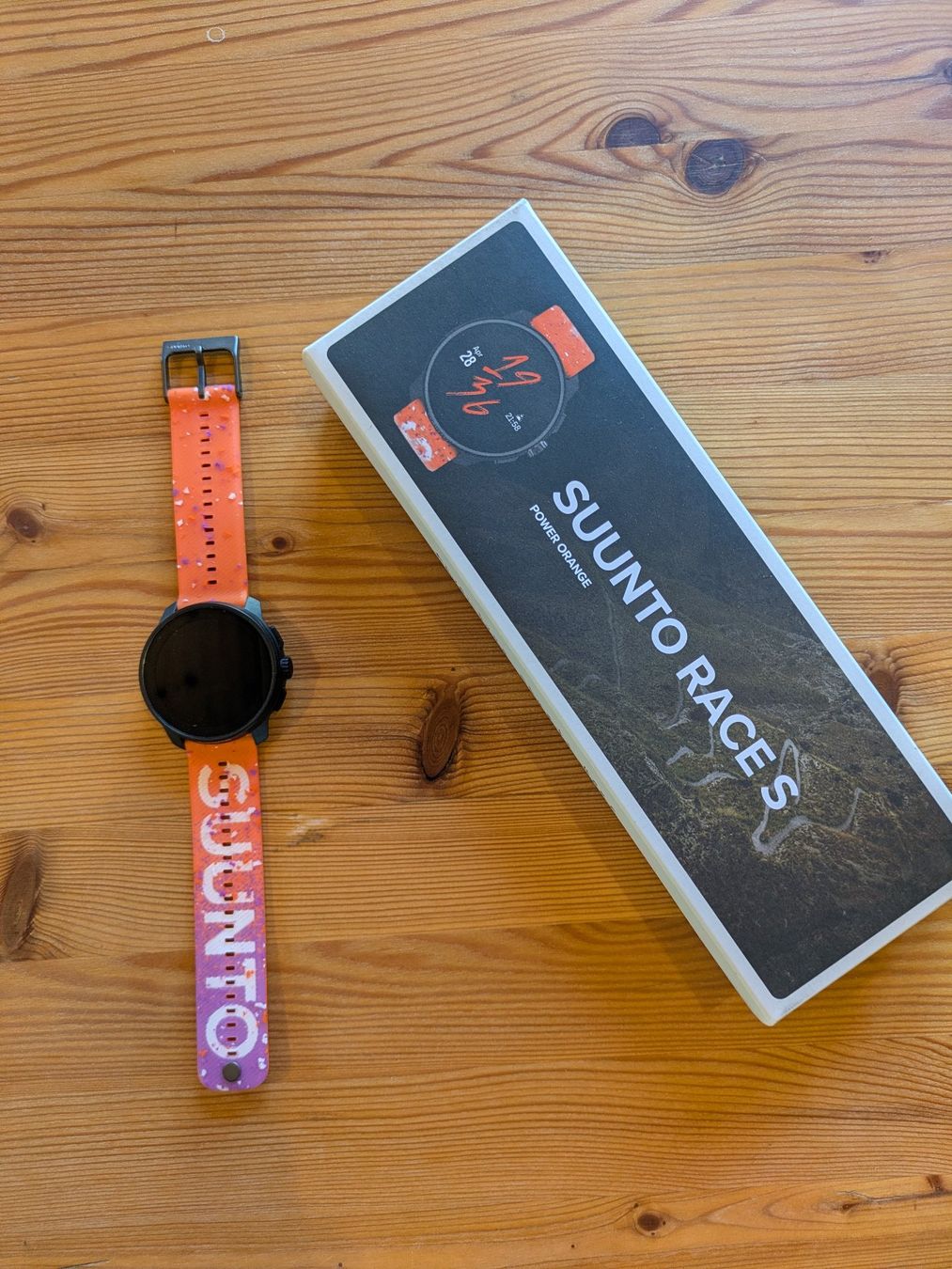 Suunto Smartwatch: SUUNTO Race S – Nuovo (secondo la descrizione) da Prez-Vers-Siviriez venduto da ollie79