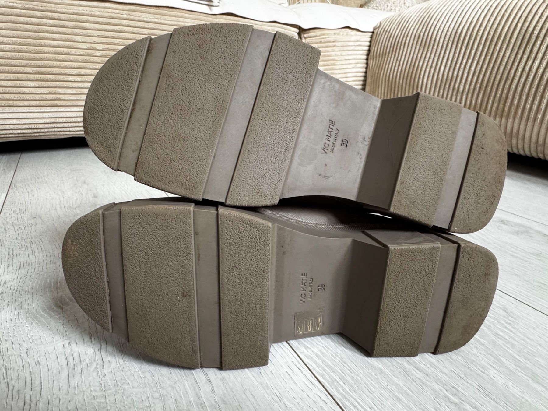 Vic Matié Scarpe da donna: Boots Vic Matie Gr. 39 taupe – Usato da Altendorf venduto da lunapiena01 5