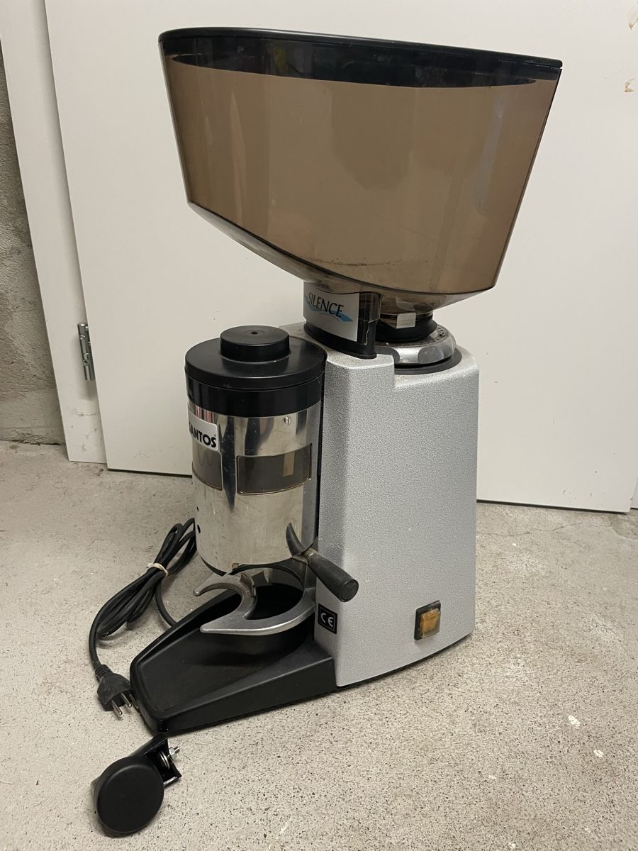 Santos Elettrodomestici da cucina: Santos Kaffeemühle  – Usato da Hinteregg venduto da gusbourne 2
