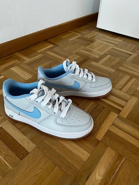 Scarpe da uomo: Nike Air Nagelneu 39 – Usato da St.Gallen venduto da auditdi 1