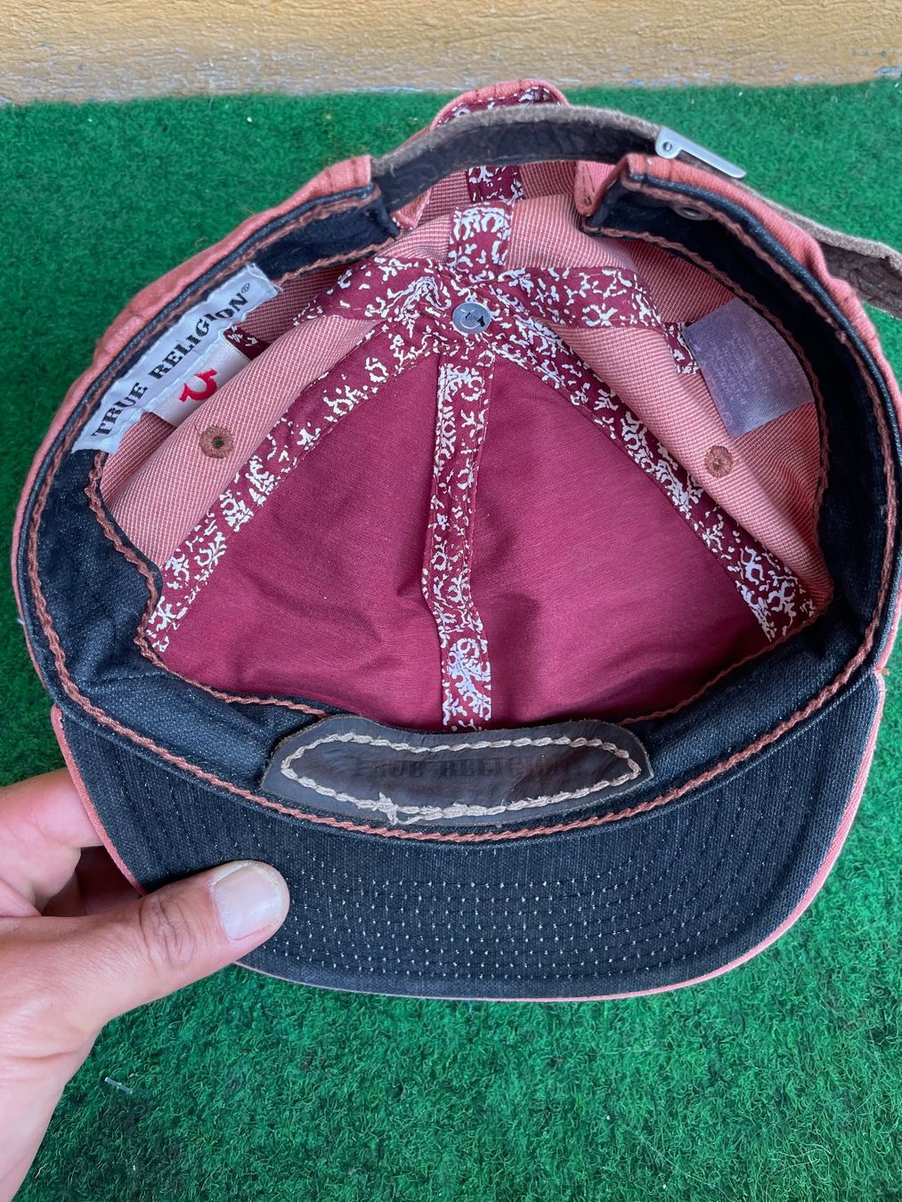 Copricapi, berretti & cappellini: Vintage Y2K True religion 6-Panel Cap Leather Strap – Usato da Zürich venduto da le_souk 4