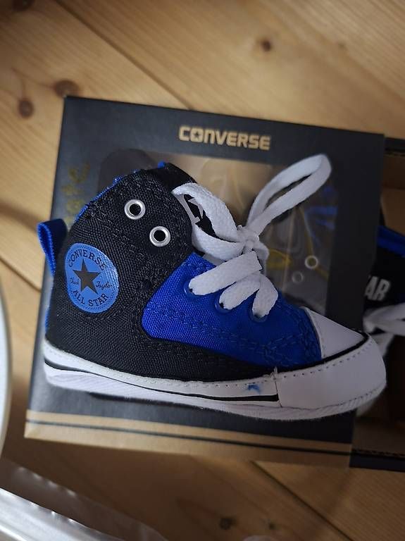 Schuhe für Jungen: Schuhe – Neu und originalverpackt aus Grosswangen von _Ra 1