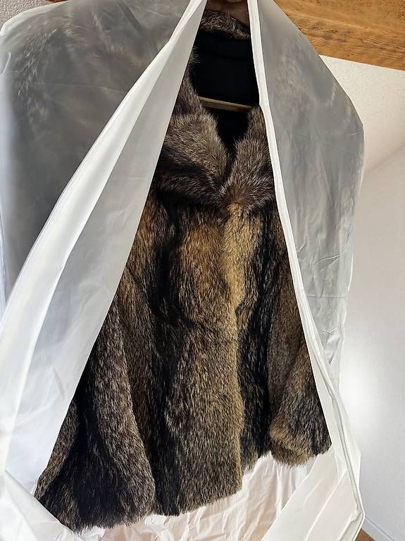 Giacche: Vintage Pelzjacke – Usato da Kirchlindach venduto da Cat2784 3