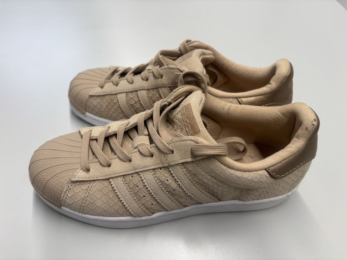 Adidas Scarpe da donna: Adidas Sneaker – Usato da Jonschwil venduto da Lambo5000 8