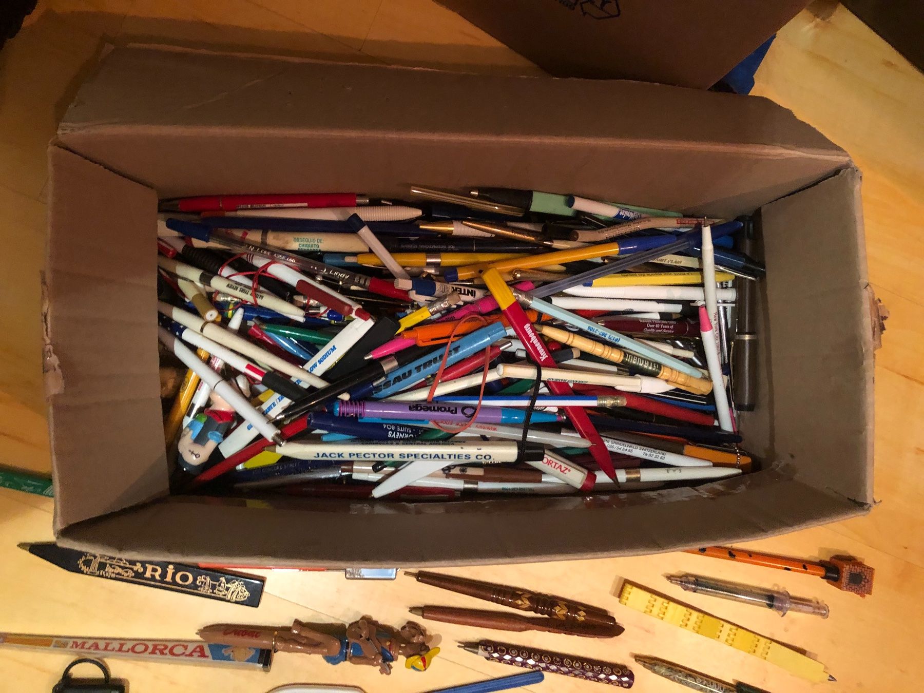 Stifte & Marker: Lot de stylos assorti collection – Gebraucht aus thonex von begochiqui 5