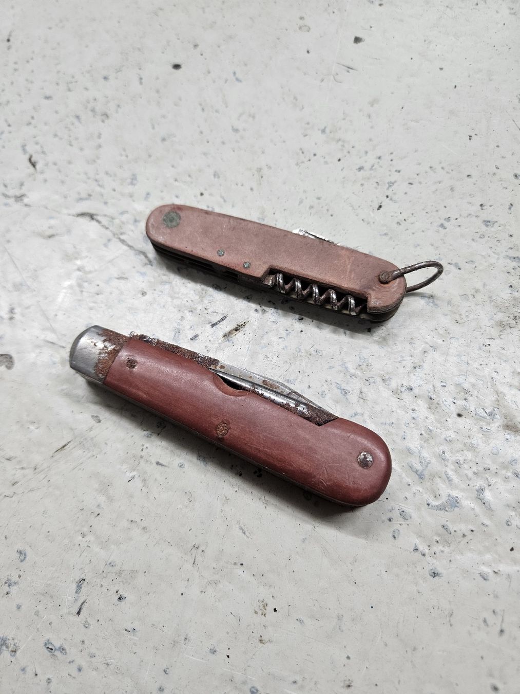 Victorinox Taschenmesser: Vinatge Victorinox Messer – Gebraucht aus Mellingen von jea_hkf9