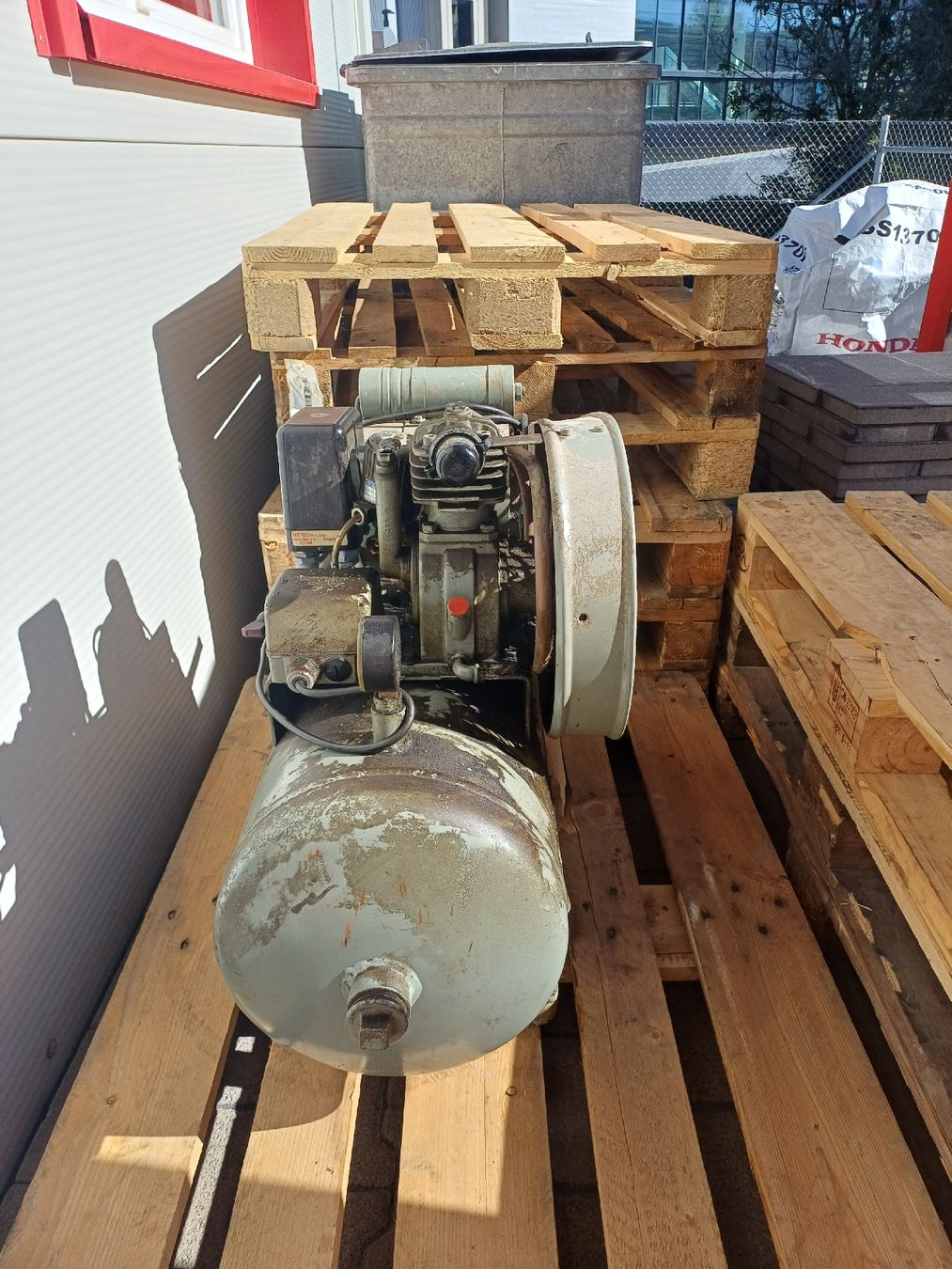 Compressori: Luftkompressor – Usato da Einsiedeln venduto da wmf2023